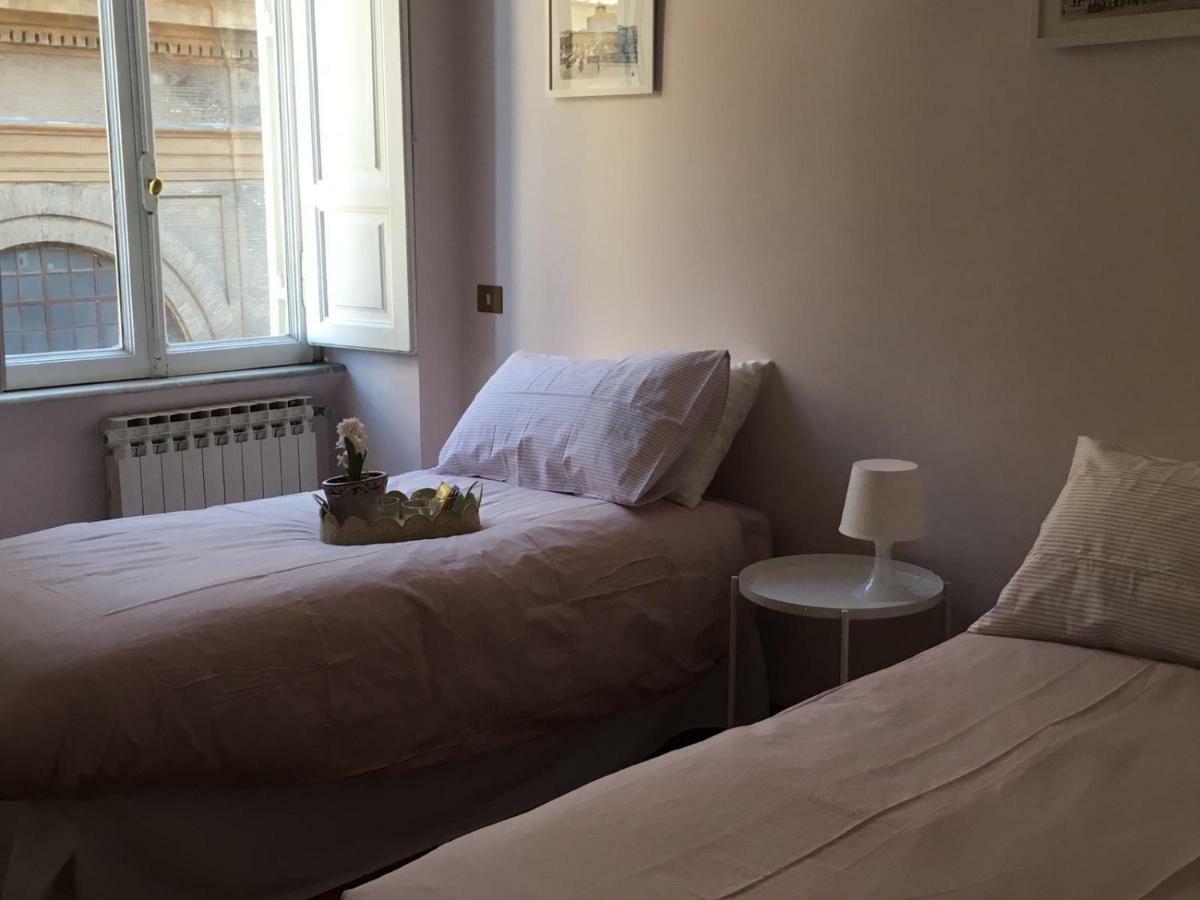 רומא Loft Campo De' Fiori - Appartamento Campo De' Fiori - Le Cugine מראה חיצוני תמונה